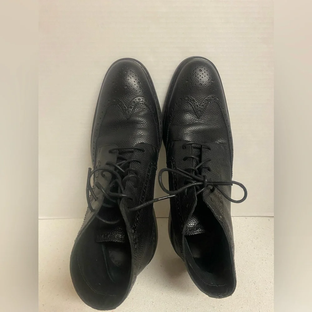 Cole Haan Black Men’s Chukka Wingtip Lace-Up Boots